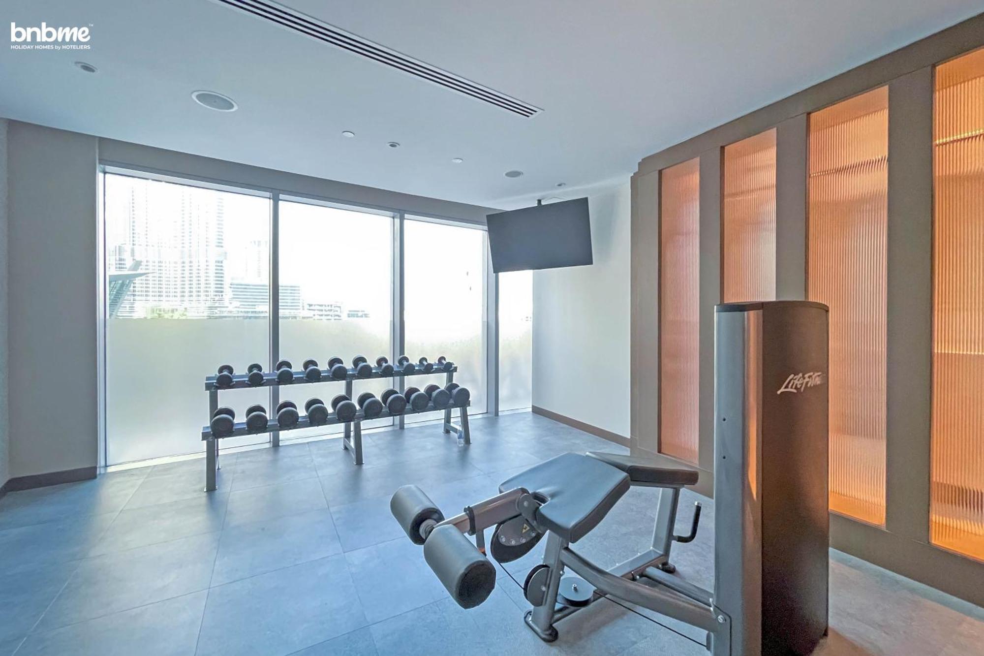 Bnbmehomes - Opera Grand Apartment Dubai
